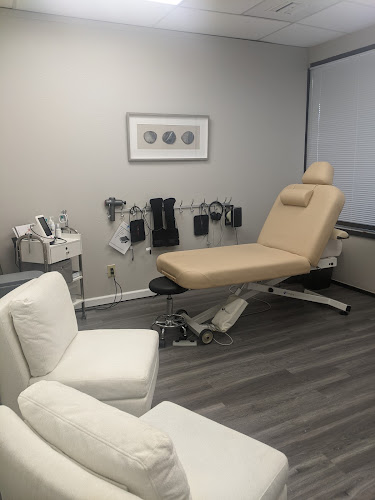 Elite Laser Therapy Pain Relief And Nail Clinic interior view