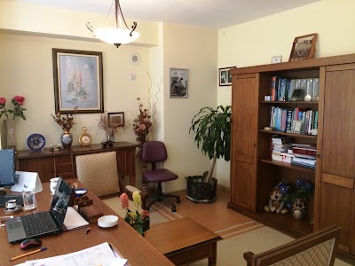 Photos of op.dr.Bilgin Kara kadın doğum uzmanı