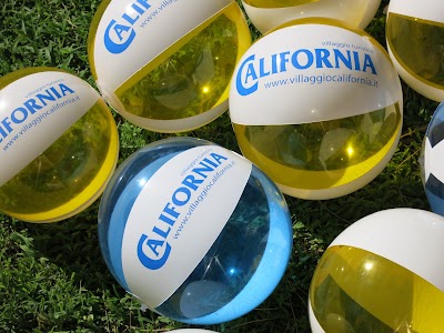 Photos of Tourist Village California