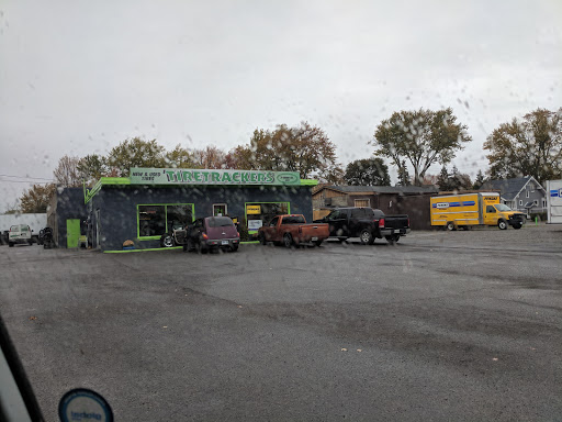 Tiretrackers Gallery - Canada