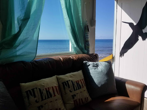 Los Tres Amigos Beach Front Apartments - Thumbnail