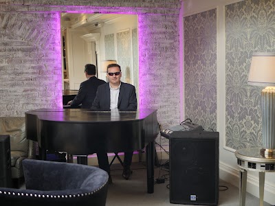 Photos of Wedding Ceremony Singer / Piano Player Ireland