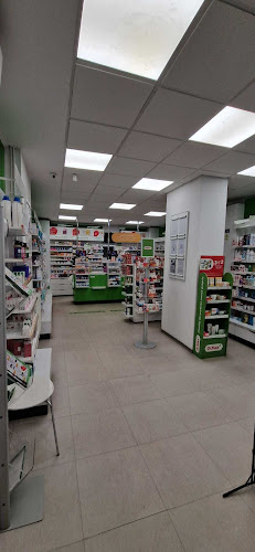 Farmacia Dr. Max