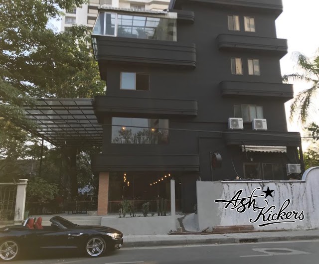 Ash Kickers Briskets & Bourbon