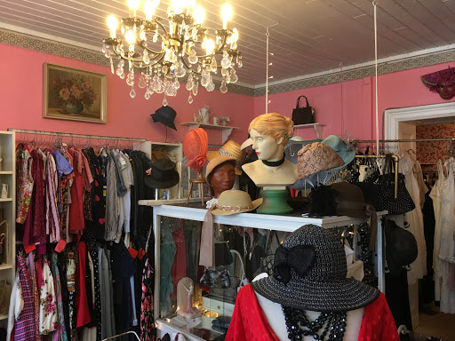 Berliner Modeinstitut - Visual