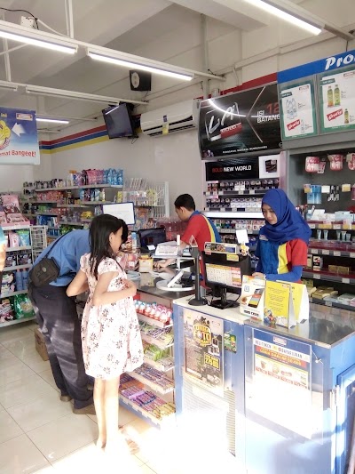 Photos of Indomaret Sawojajar Mas