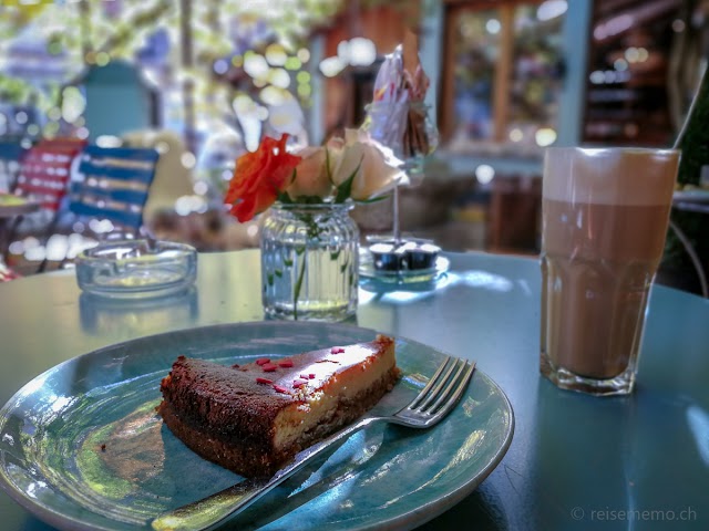 Cafe Chez Andy