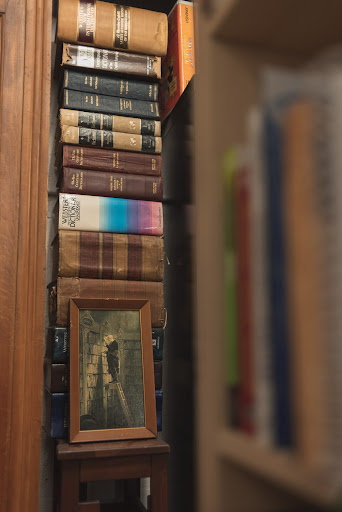 Bookleggers Library - Thumbnail