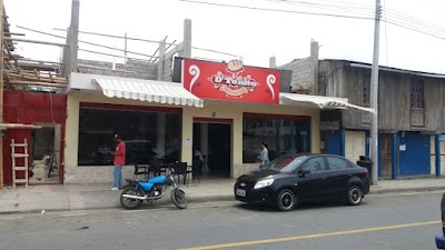 Photos of D'to&ntilde;ito