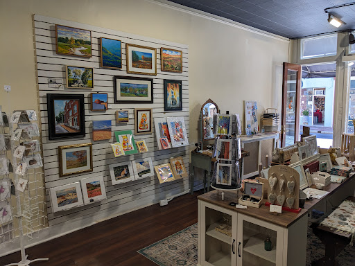 Foxtails Gift Shop - Thumbnail