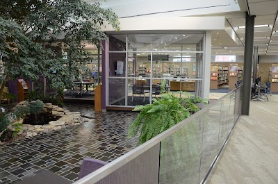 Lansing Public Library (IL)