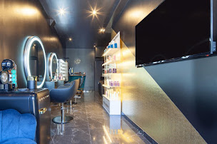 Photo n°24 de Le Boudoir d'Adeline - Salon de coiffure Beausoleil à Beausoleil (Salon de coiffure)