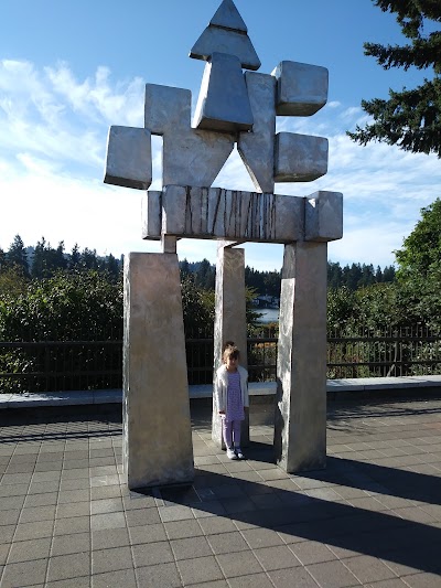 Millennium Plaza Park