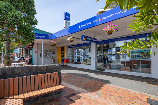 Barfoot & Thompson Titirangi