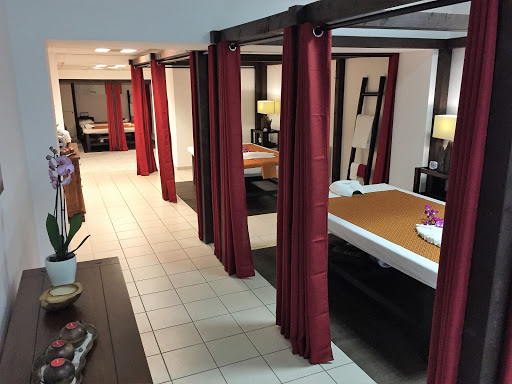 Butsaba - Traditionelle Thai Massage - Thumbnail