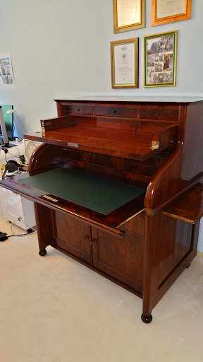 Naumann Antiquitäten + Furnierhandel - Thumbnail