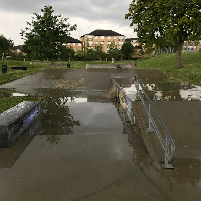 Muswell Hill Concrete SkatePark