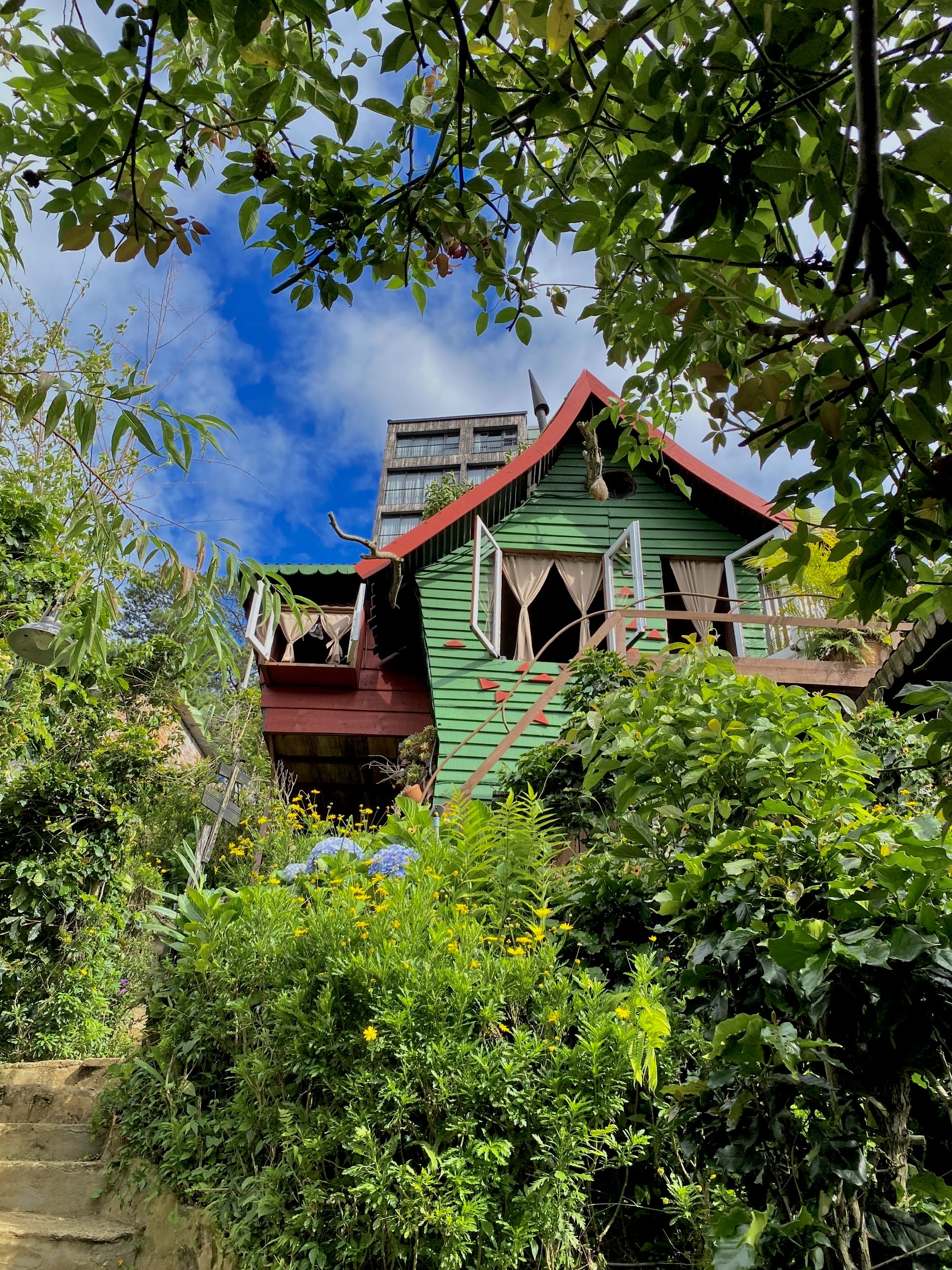 Cu Tren Cay Homestay
