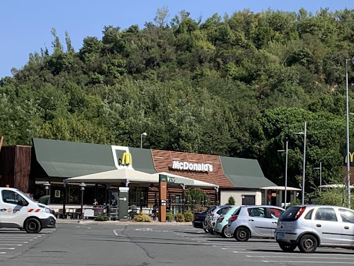 Photo 1 - Burgers & Co