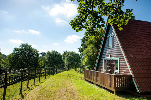 River Edge Lodges