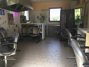 Photo n°21 de Itinér'Hair Devient « Au Cl’HaiR de l’Âme » à Lacropte (Programme de bien-être)