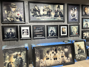 Photo n°7 de Cadréa Lorient - Spécialiste de l'encadrement & de l'image à Lorient (Fournisseur de cadres en bois)