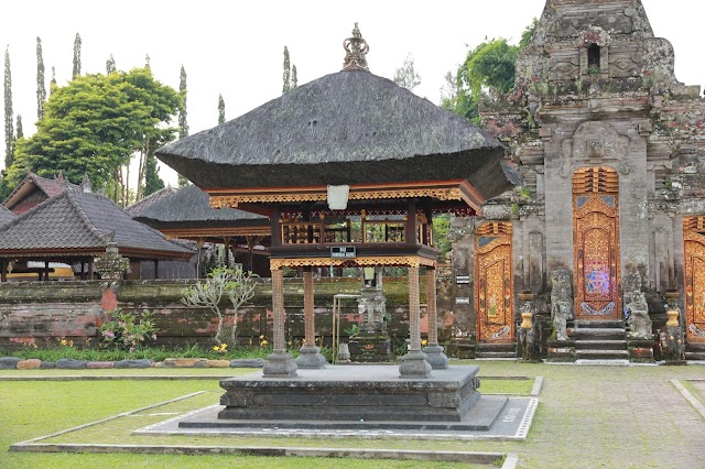 Ulun Danu Bratan Temple