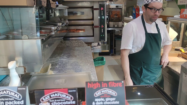 Ecco Pizza Open Times