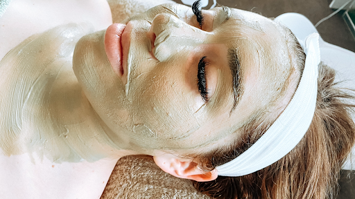 Demi Esthetics - Thumbnail