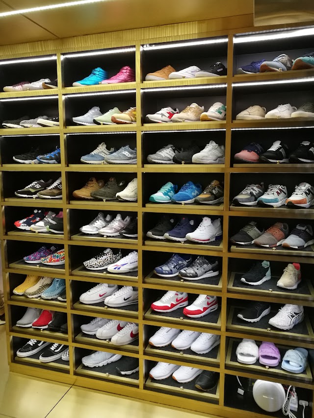 24 KILATES BANGKOK