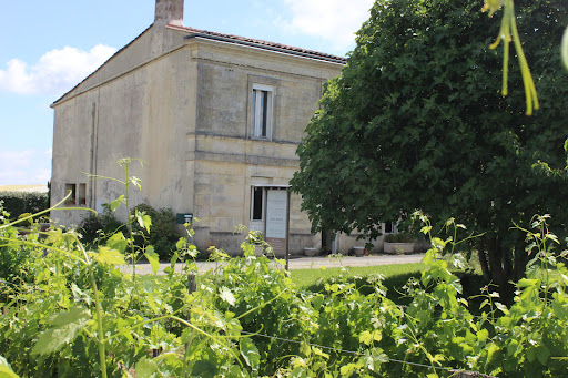 Château Du Garde, relais Agrikolis, accueil de camping-car - Thumbnail