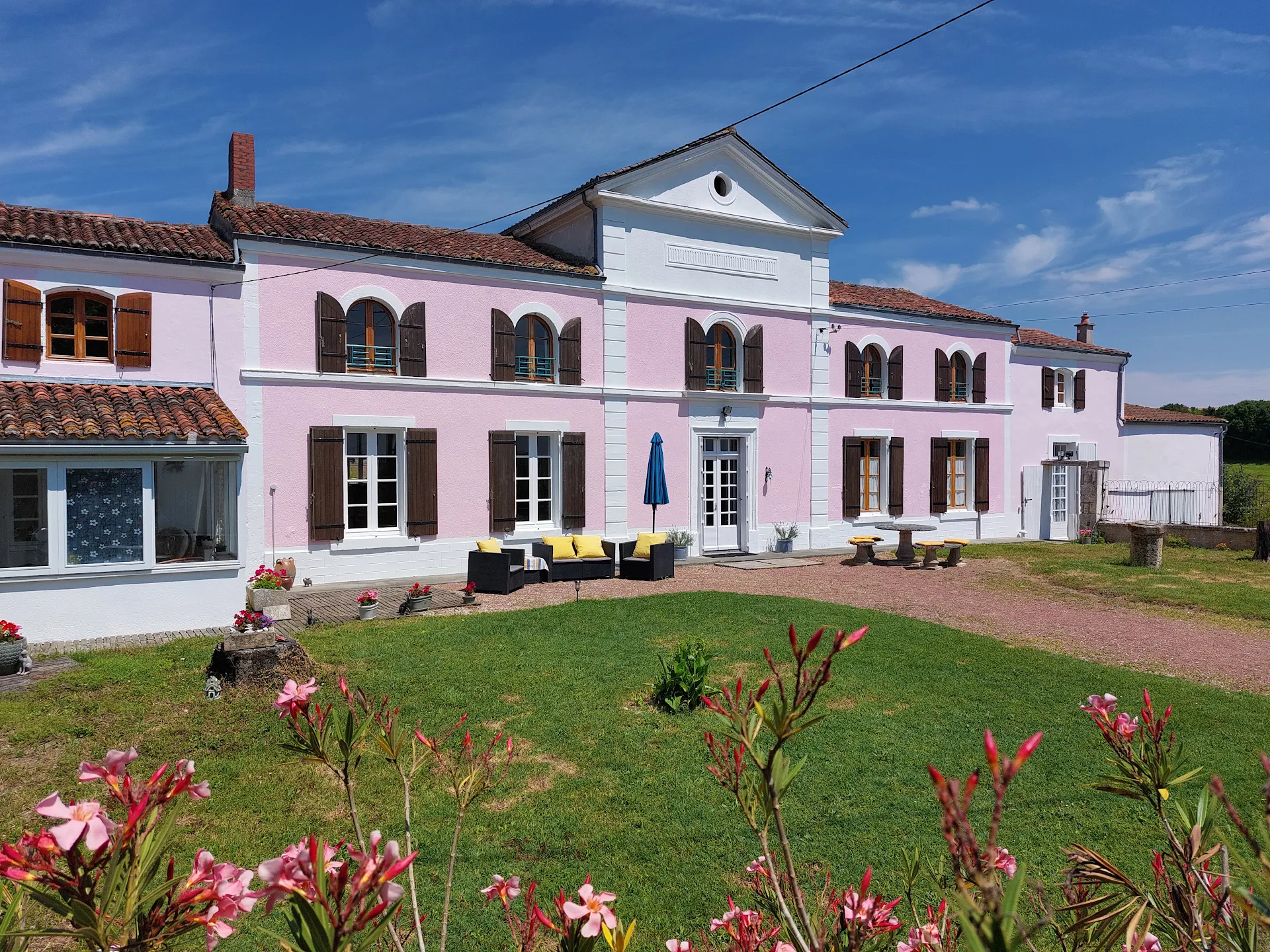 Maison Rouge, bed & breakfast