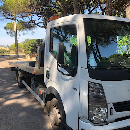 Photo n°2 de Enlève Epave Var Leroux (Gratuit) à Hyères (Épaviste)