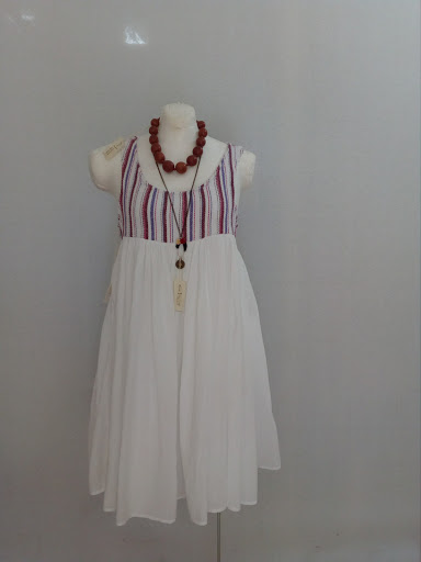 Las 3 Marías Boutique - Thumbnail