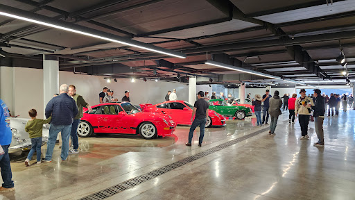 Porsche San Antonio - Thumbnail