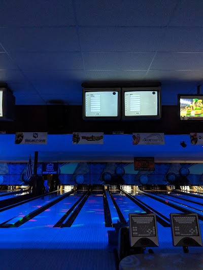 Royal Crest Lanes