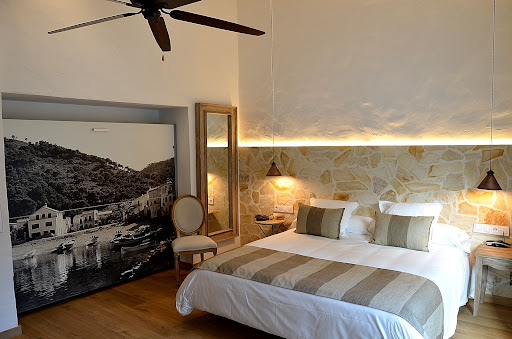 Hotel Restaurant Galena Mas Comangau - Thumbnail