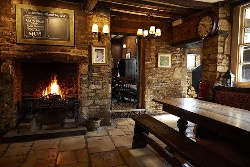 Hunters Hall Inn Kingscote