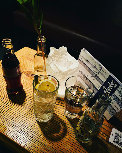 Auster Bar - Visual