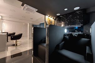 Photo n°5 de Platinium paris VI à Paris (Salon de coiffure)