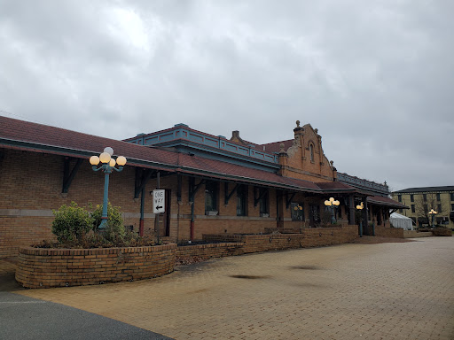 Latrobe - Visual