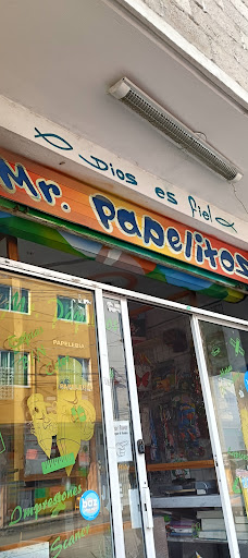 Mr. Papelitos