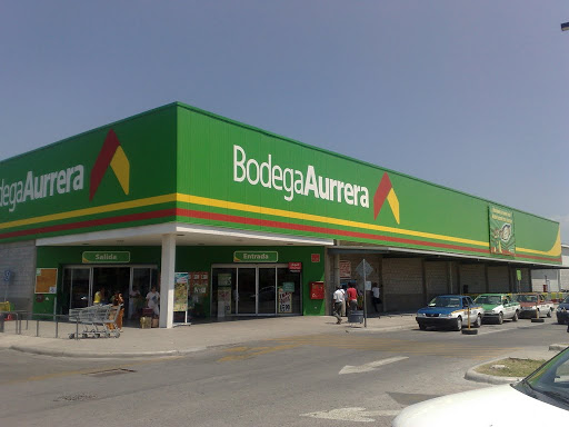 Bodega Aurrera, Barrancos