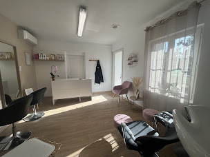 Photo n°6 de Hair By Carla à Entraigues-sur-la-Sorgue (Salon de coiffure)