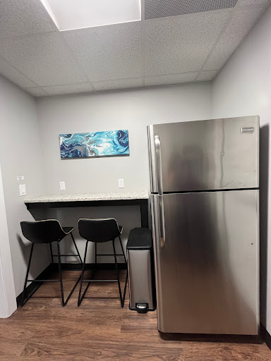 PEARL SALON SUITES- RIVERDALE - Thumbnail