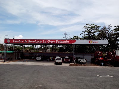 Photos of Service Station La Grand Station