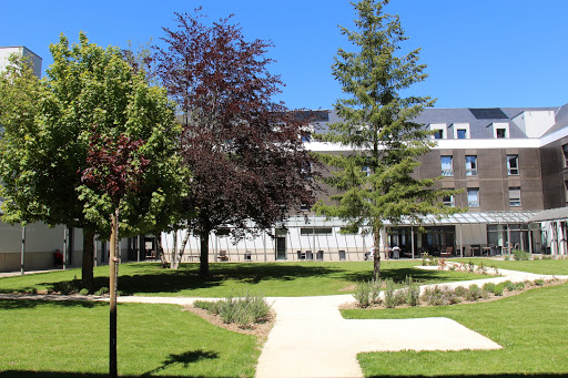 Photo de EHPAD Henry Dunant Croix-Rouge française à Rouziers-de-Touraine (37360)