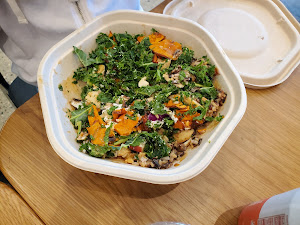 sweetgreen photo