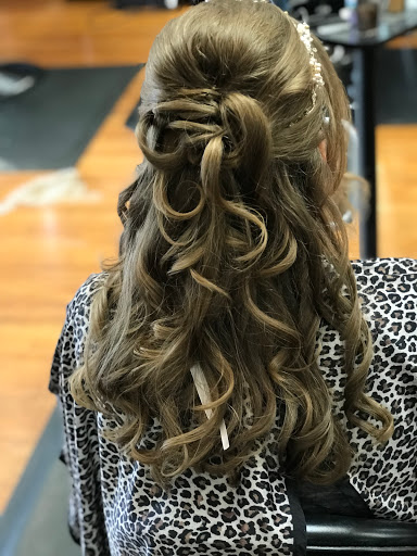 Studio 21 Salon - An AVEDA Salon - Thumbnail