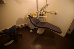 Photo n°7 de Dr Maurice HALOUA à Paris (Dentiste)